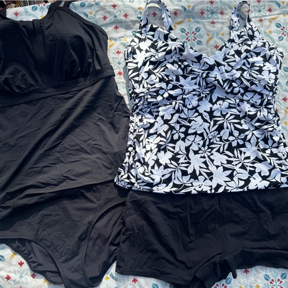 Lands' End Black and White Floral Bikini Set 14D, 16DDD